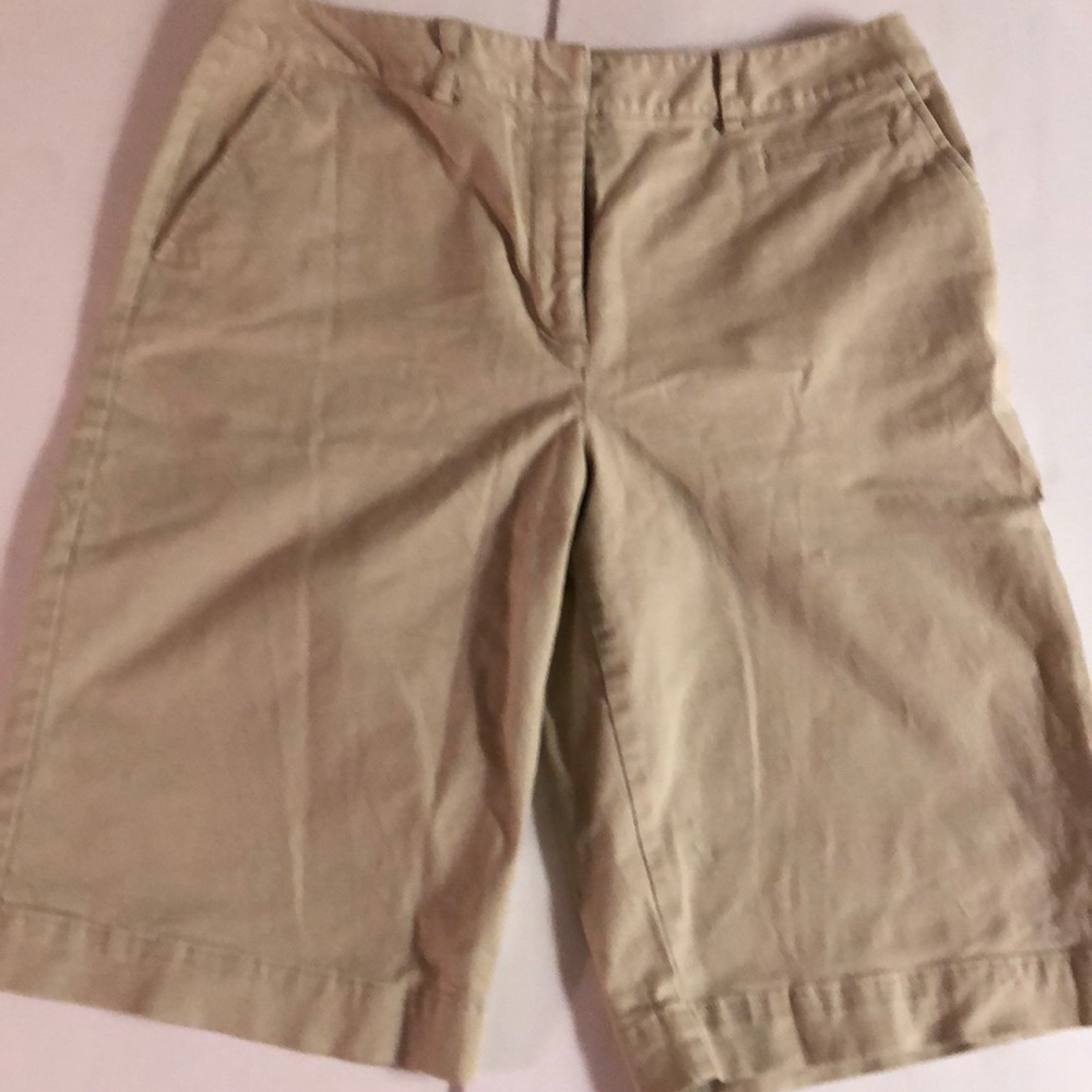 Talbots tan Bermuda shorts size 14